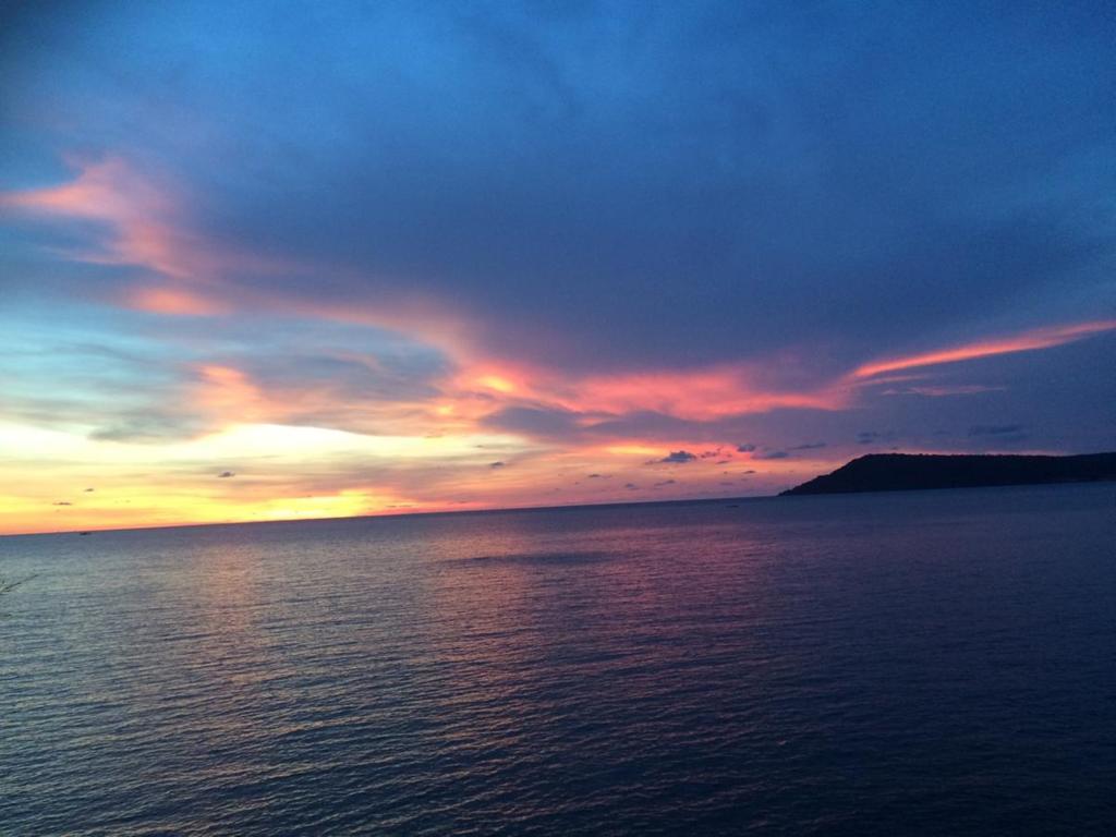 Koh Rong Boutique Wooden Hotel Ngoại thất bức ảnh
