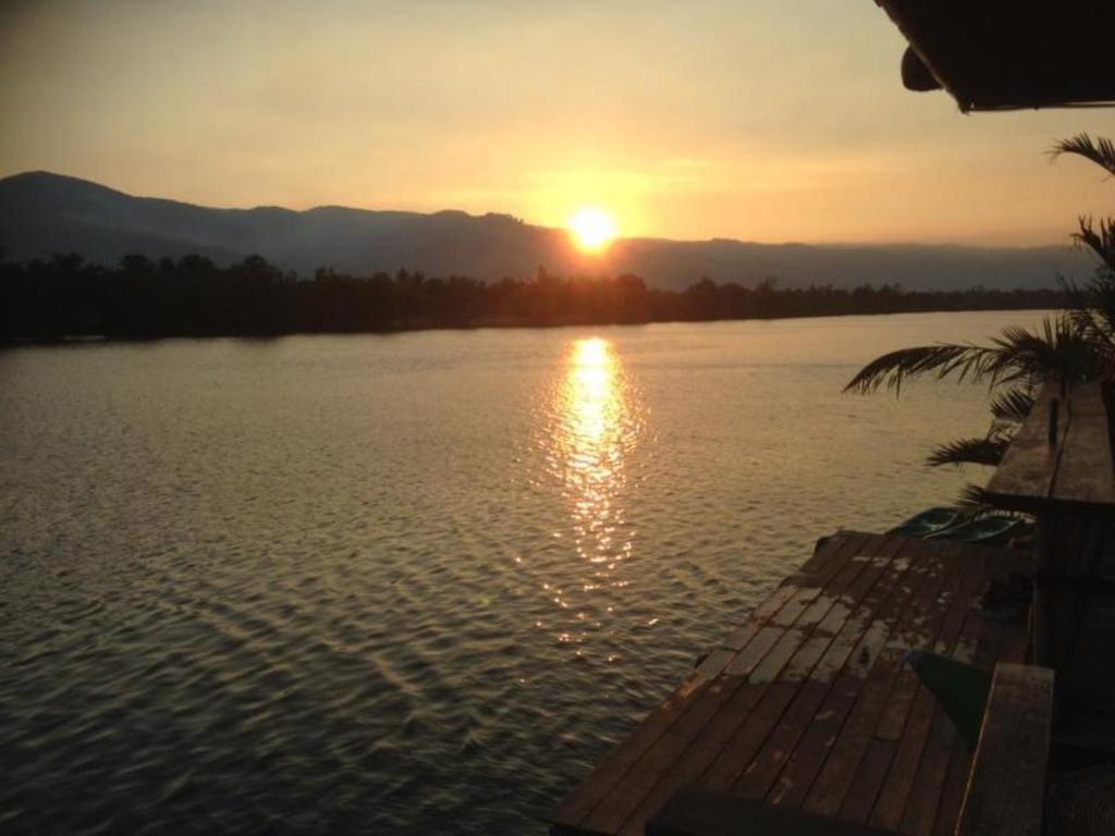 Koh Rong Boutique Wooden Hotel Ngoại thất bức ảnh